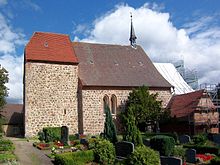 Kirche in Petschow.JPG