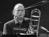 Dave Taylor, american trombonistTemplate:Festivalsommer 2014