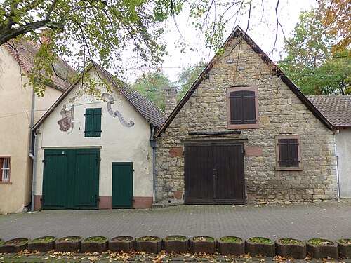 Winepress houses, Guntersblumer Kellerweg