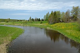 Kullavere jõgi vid byn Voore.