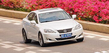 LEXUS IS (XE20) China (2).jpg