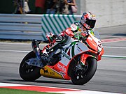 Max Biaggi op zijn Aprilia RSV4 (2010)