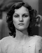 1975 Patty Hearst.jpg