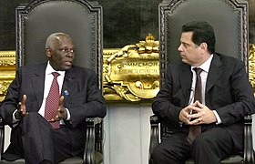 Angola (4994348954).jpg