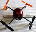 Mini drone quadrirotor.