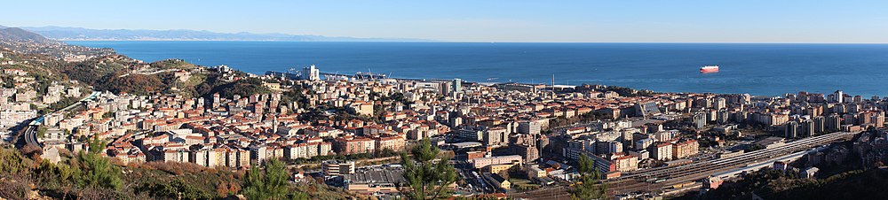 Savona tengerparti panorámaképe