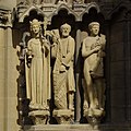 Deutsch: Trier, Liebfrauenstraße 1: Katholische Pfarrkirche Liebfrauen, Portal, Ecclesia, Petrus und Adam