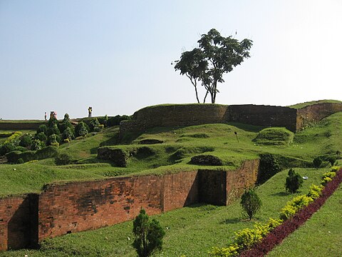 "BD_Mahasthangarh1.JPG" by User:P.K.Niyogi~commonswiki