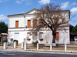 Skyline of Lerm-et-Musset