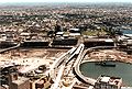 Darling Harbour dan jalan bebas rintangan Western Distributor sedang dibina pada awal 1980-an.