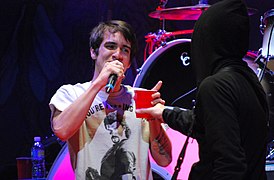 Fall Out Boy w Brendon 01.jpg