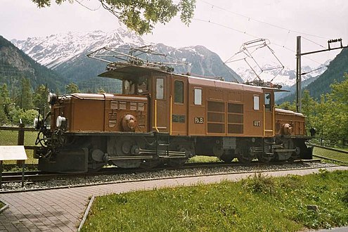 One of the specially for the Albulabahn purchased «Crocodile» - electro locomotives (exposed near to Bergün train station) Eine der ab 1921 extra für die Albulabahn beschafften «Krokodil» - Elektrolokomotiven (ausgestellt in der Nähe des Bahnhofs Bergün)