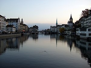 The Limmat River in Zürich, viewed from the Uraniabrücke