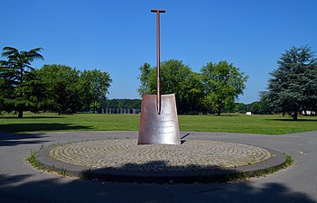 Monument 1935-1939 De Spade