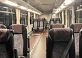 座席を半分以上取り外したH657-16426号車車内