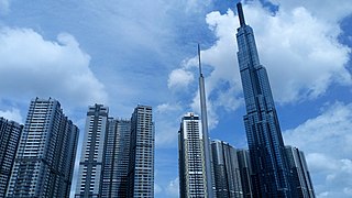 Landmark 81, obdan z drugimi stanovanjskimi zgradbami v osrednjem parku Vinhomes