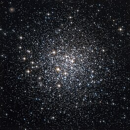 Messier 72 soos afgeneem deur die Hubble-ruimteteleskoop. (Bron: Nasa/STScI/WikiSky)