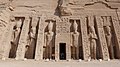 Temple d'Abó Simbel, exemple d'arquitectura religiosa destinada a mostrar la poissança dau sobeiran.