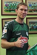 Thumbnail for File:Alexander Hleb press.jpeg