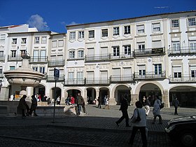 Plaza de Giraldo, centro de Évora.