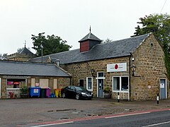 Former stables to Sea Park House, east wing - geograph.org.uk - 6285316.jpg