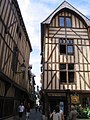 Troyes (Une ténébreuse affaire).