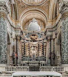 L'altare maggiore