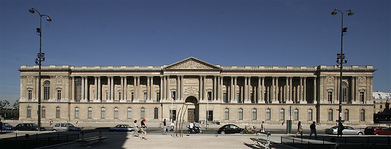 Louvre, façata lindore, Paris.