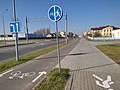 Велосипедная и пешеходные дорожки на улице Володарского