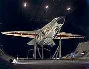 NASAの風洞実験に使用されるF-111B