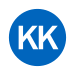 Rundes Liniensymbol mit den zwei weißen Großbuchstaben KK in mittelblau gefülltem Kreis vor neutralem Hintergrund
