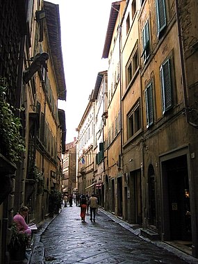 Uma rua da Cortona.