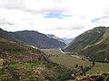 Vista de um mirante natural na beira da estrada para o Vale Sagrado.