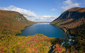 Le lac Willoughby, dans le Vermont. (définition réelle 5 280 × 3 300)