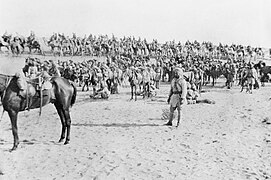 1915年邁索爾和孟加拉槍騎兵及比卡內爾駱駝騎兵於西奈沙漠。