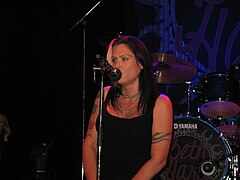 Beth Hart performing, 24 novembre 2010 (3).jpg