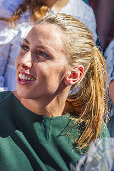 La nageuse suédoise Jennie Johansson, championne du monde 2015 de brasse. (définition réelle 2 645 × 3 967)