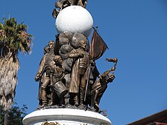 Monumento a los héroes de la independencia de México 05.jpg