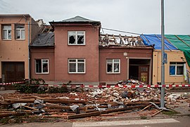 Moravská Nová Ves: poničený dům v Hlavní ulici
