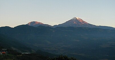 Citlaltépetl at dawn