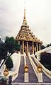 Wat Phra Buddha Baat, là ngôi đền quan trọng nhất ở trung tâm Thái Lan.