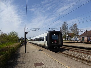 DSB IR4 12, IR4 2112 at Hedehusene Station.