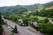 朝里川温泉と朝里川温泉スキー場（2013年8月）