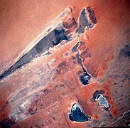 Озера Фігуїбіне з космосу