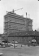 Høyblokken under oppførelse i 1957 Foto: Leif Ørnelund 1957