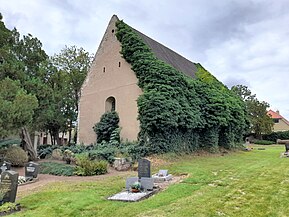 Ost- und Nordseite der Dorfkirche