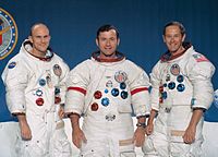Apollo 16 miehistö: Mattingly, Young ja Duke.
