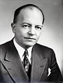 Ο πρώην Κυβερνήτης Harold Stassen από τη Μινεσότα