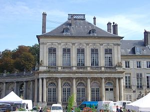 L'hôtel de Morvilliers, pendant est du pavillon Héré.