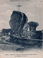 Menhir surmonté d'une croix à Cléder (carte postale Émile Hamonic, vers 1900.